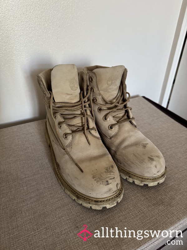 Extremely Well-loved Cream Timberlands - Size 4