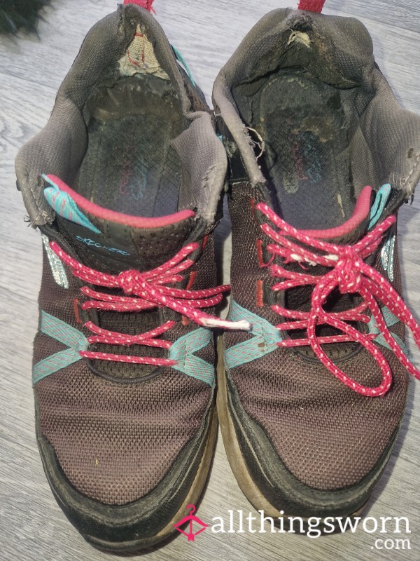 Extremely Well Worn Sketchers