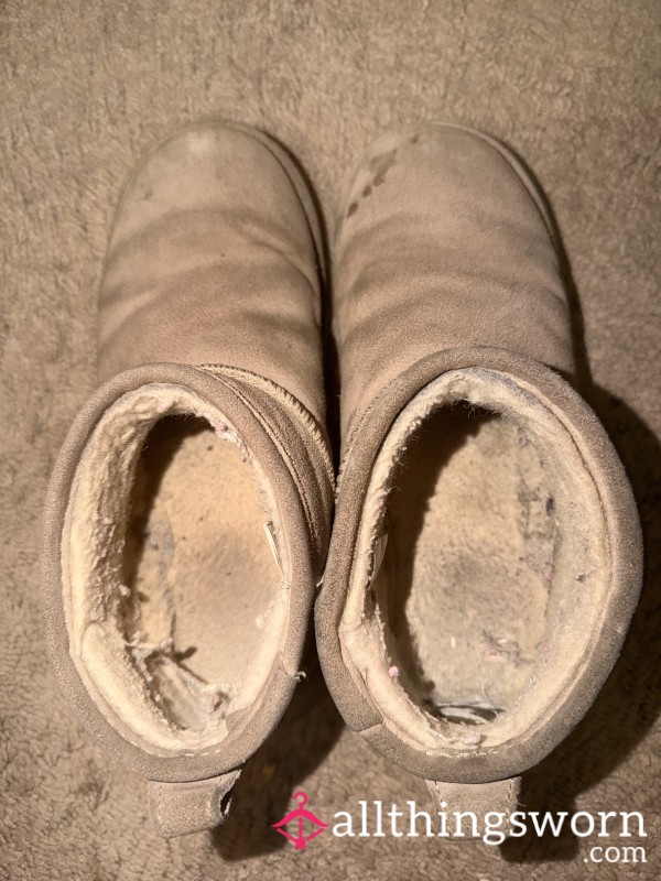 Extremely Worn UGGS (retail For $120)