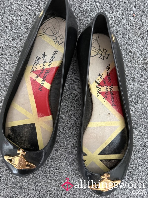🖤 EXTREMELY WORN Vivienne Westwood Melissa Flats 🖤