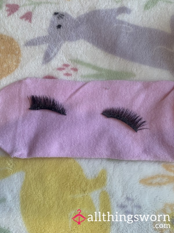 Eye La**es