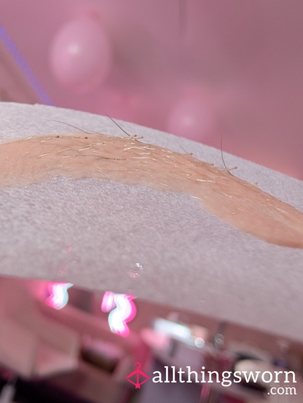Eyebrow Wax Strip 🔥