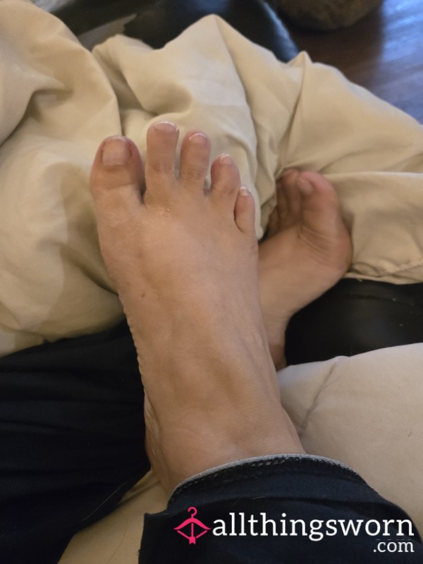 Fabulous Feet Photo Shoot