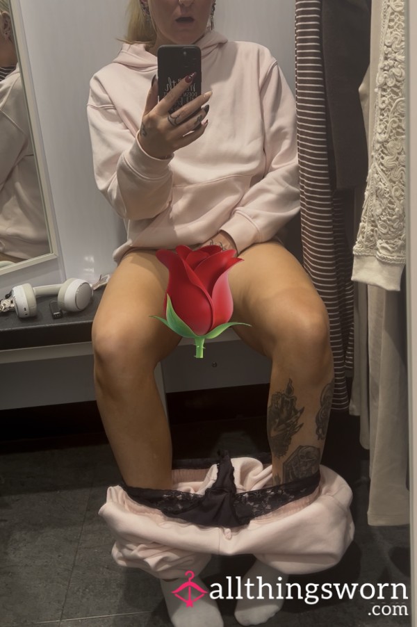 Face Shown In Risky Changing Room Pu**y Play 👅😈