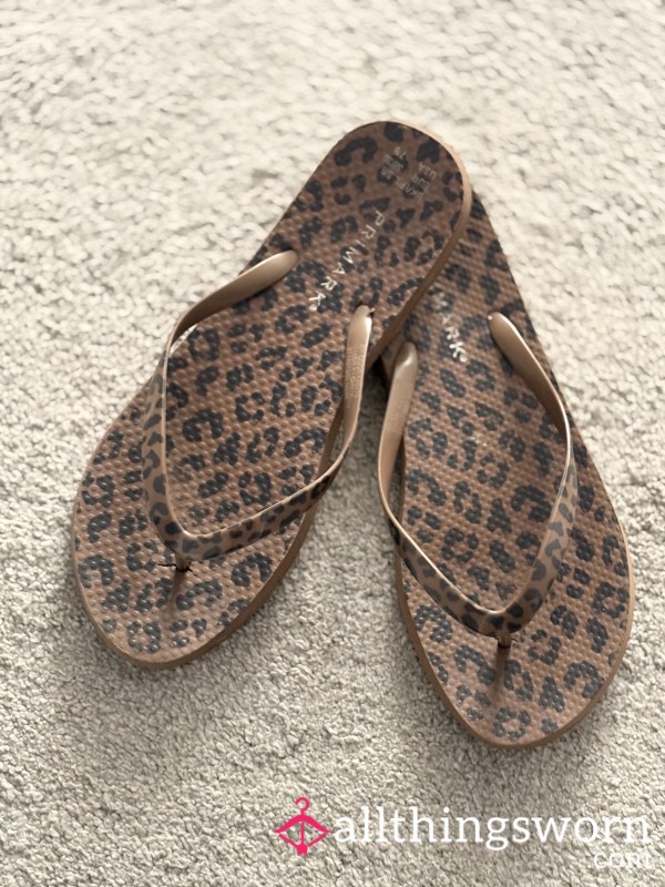 Faithful Flip Flops 🩴