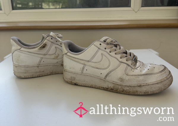 Faithful Nike Air Force