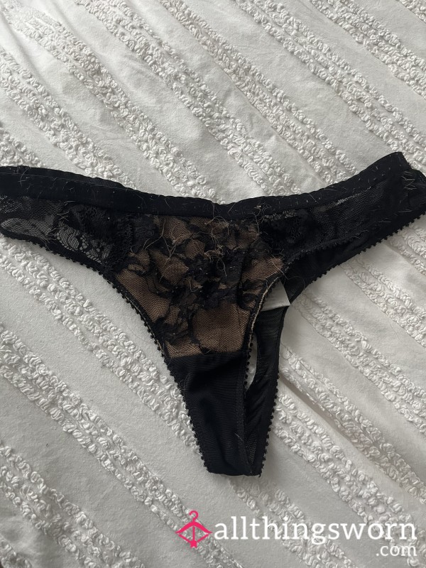 🤎 FALLING APART - Black And Nude Lace Thong 🤎