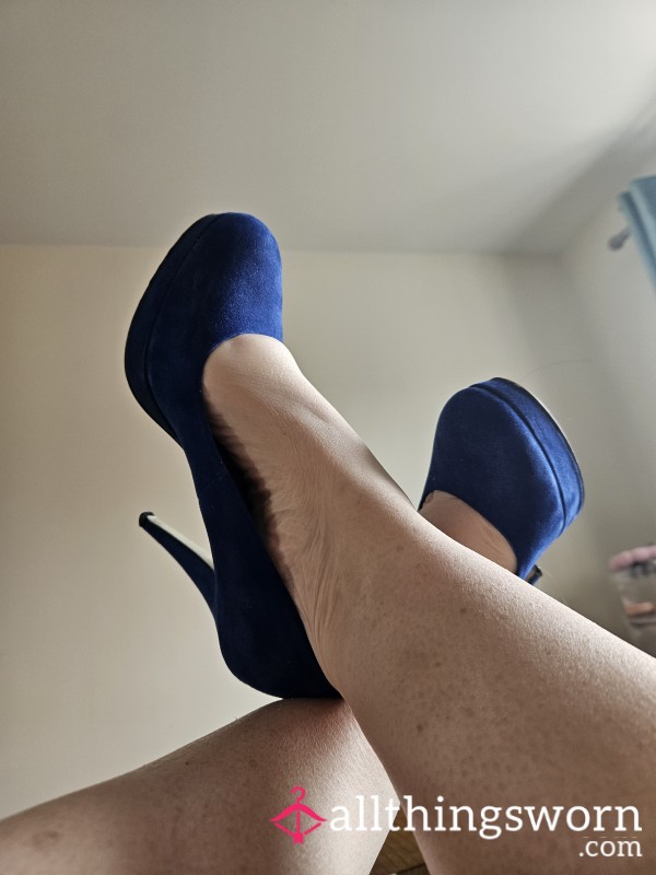 💅👣💋FANCY ANY FEET CONTENT ??!! LOOK AT MY PINKIES 💋👣👣👣👣👣👣👣
