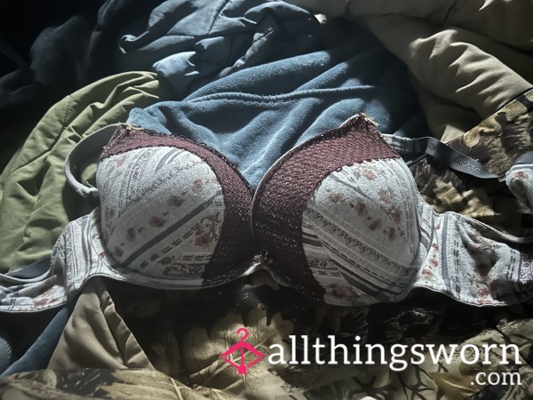 Fancy Lacey Bra 44DD