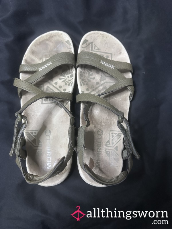 Farm Sandals