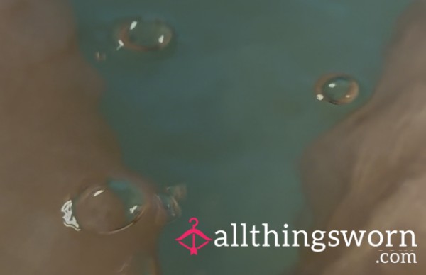 Farting In Tub