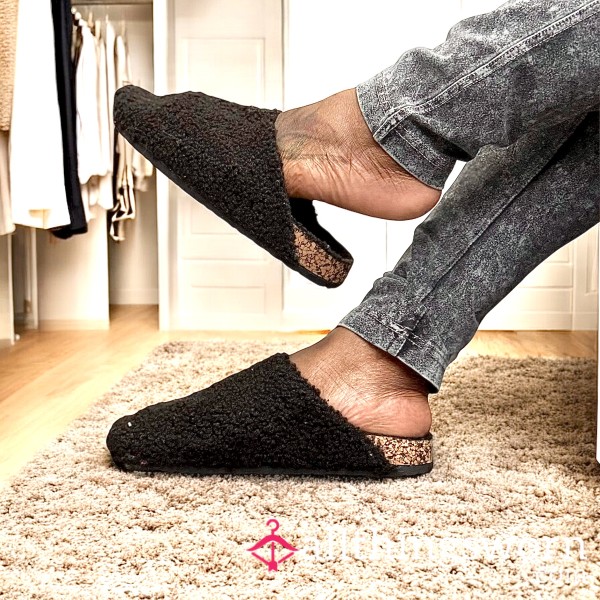 Faux Sherpa Slippers (size 9)