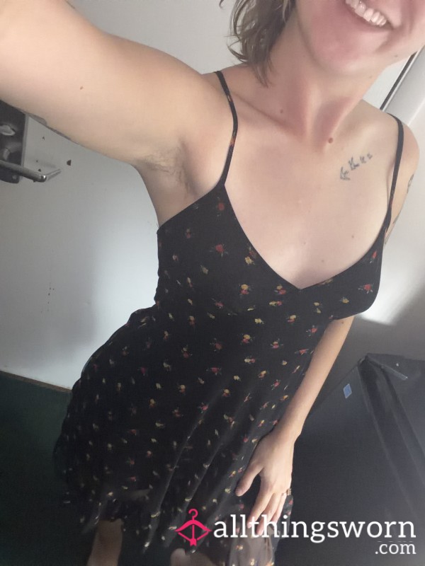FAVORITE Black Dress With Rose Print