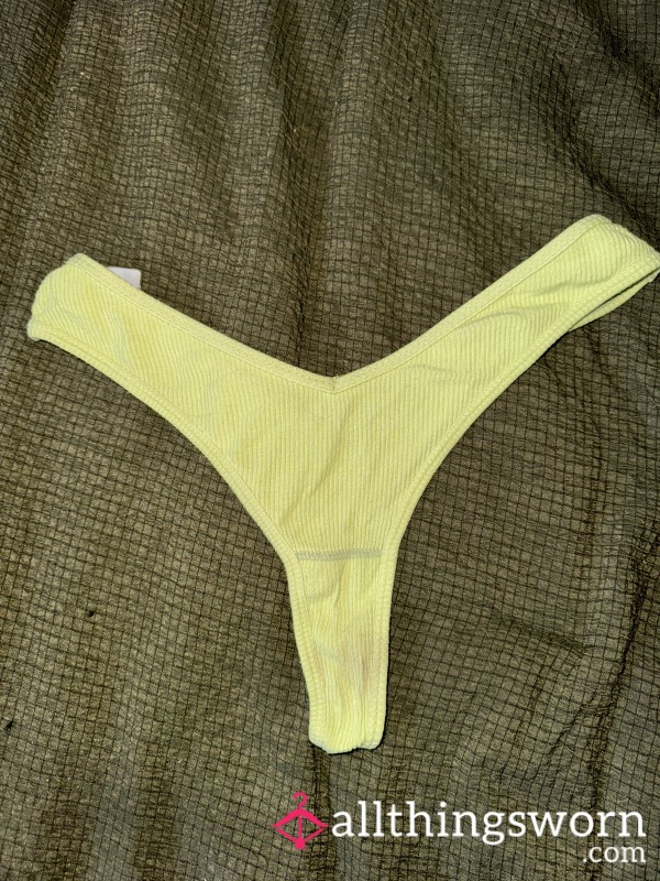 Favorite Very Well Worn Lime Green/yellow Thong🍋🍋‍🟩🍑