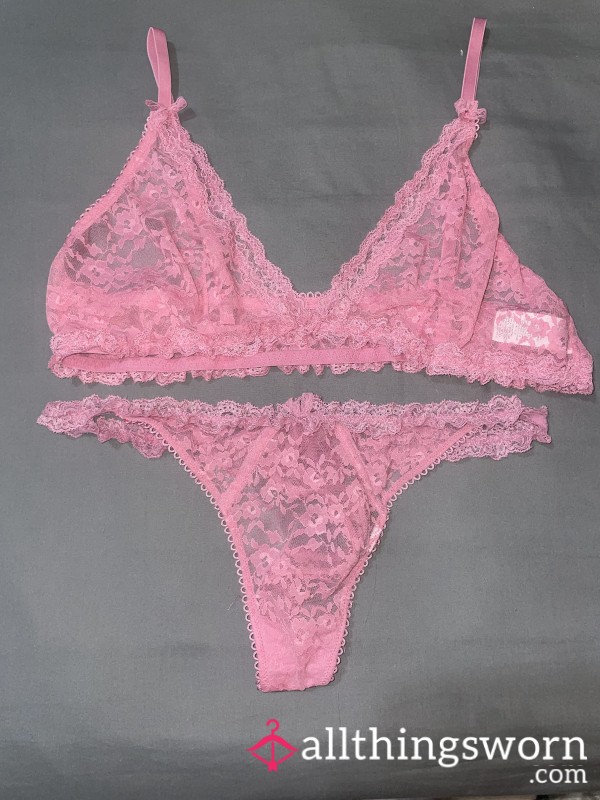 Feeling Flirty - Trying On My Pink Frilly Lingerie 💕