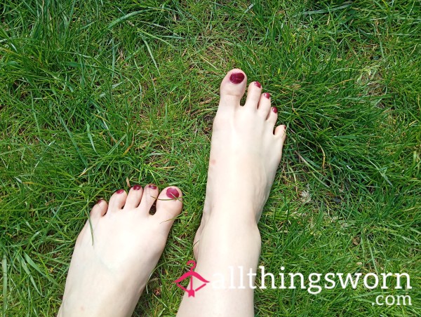 Feeling The Gra** Between My Toes On Such A Lovely Summer Day ❤️🌞