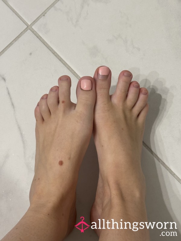 Feet