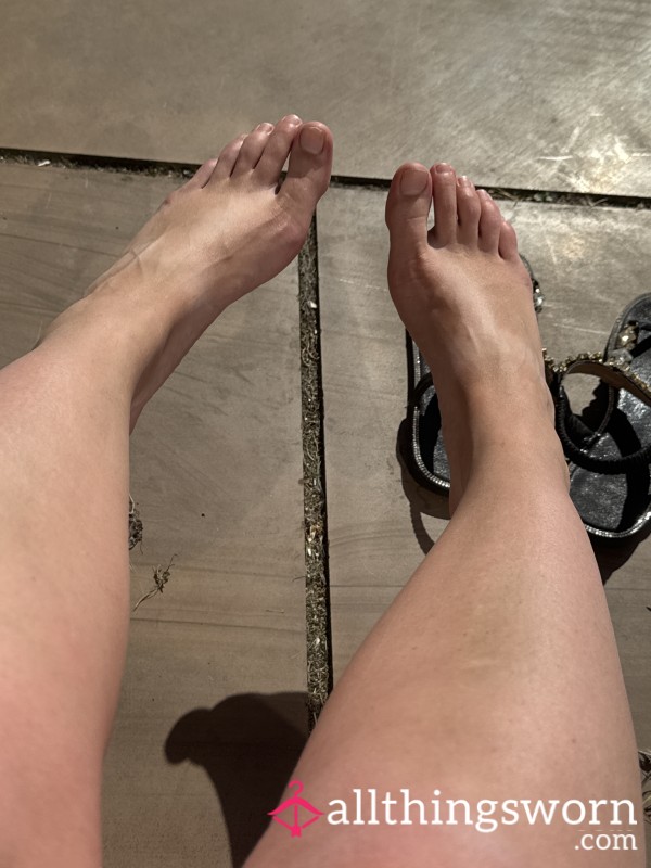Feet 🦶