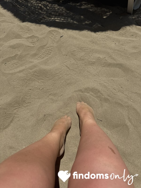 Feet! 😝