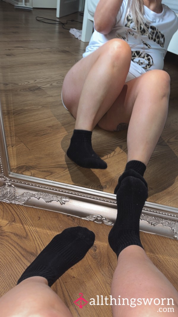 Feet And Ankle Sock Combo😈