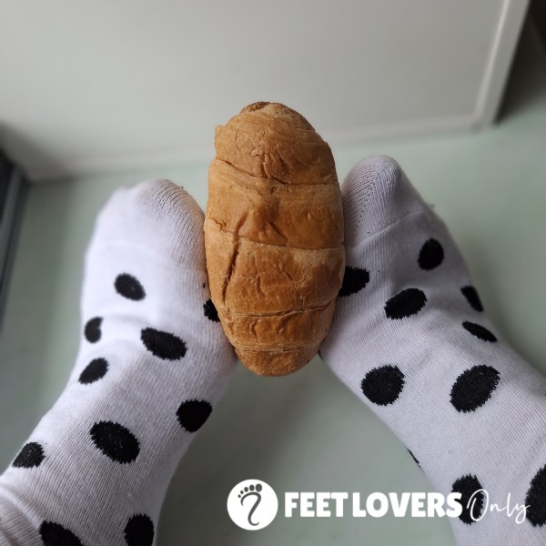 Feet And Croissant 🥐