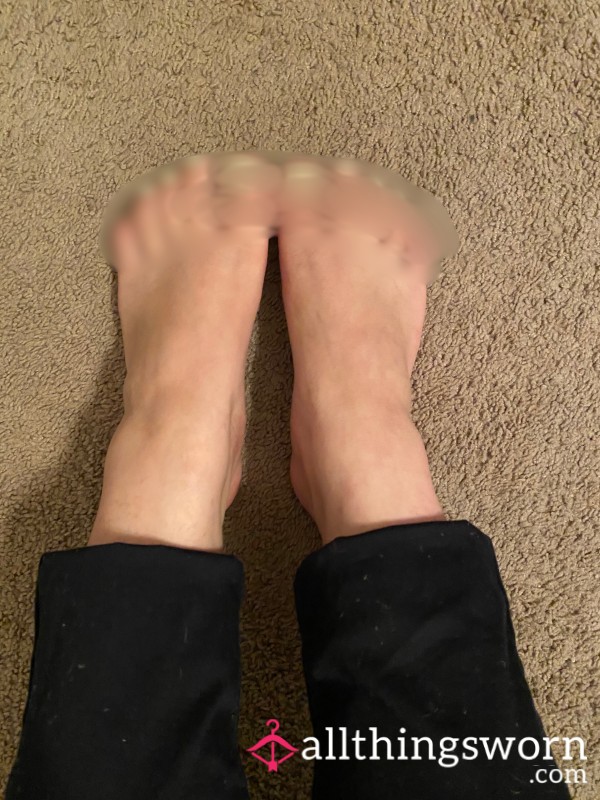 👣🩵 Feet And Soles