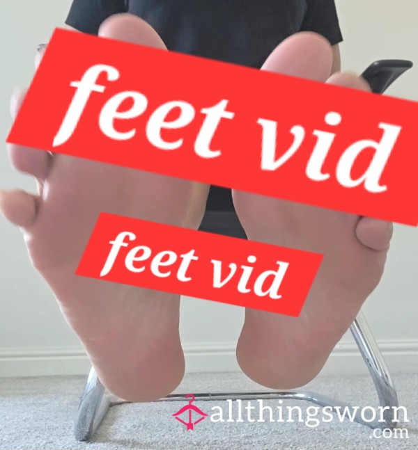 Feet And Toes Curling