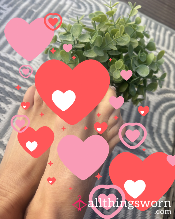 Feet Content