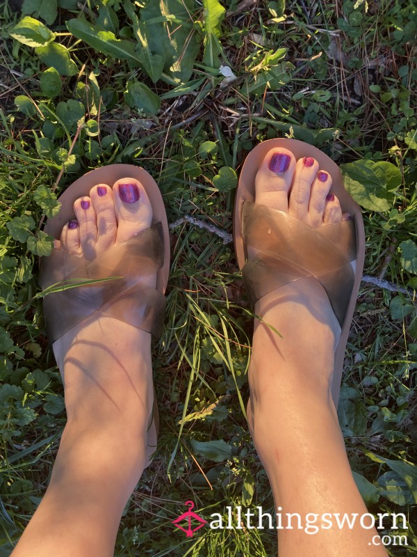 Feet Fanatics G Drive