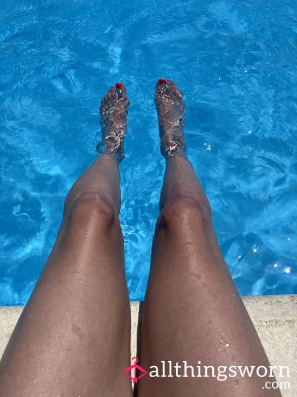 Feet.. Holiday Edition