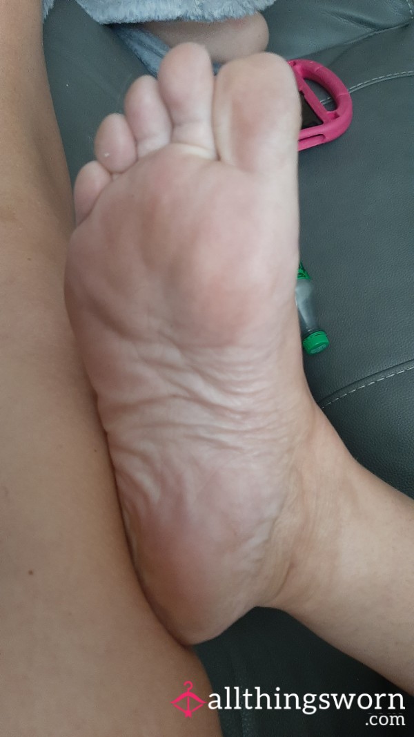 Feet In My Smelly Slippers