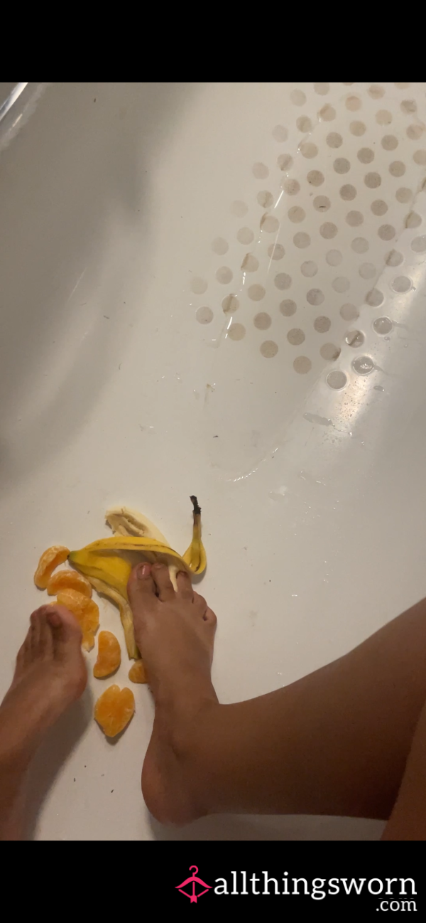 Feet Mashing: Banana And Tangerine