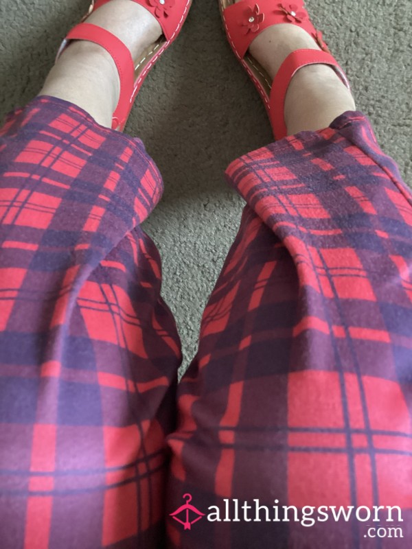 Feet N Red Heels 9 Pics