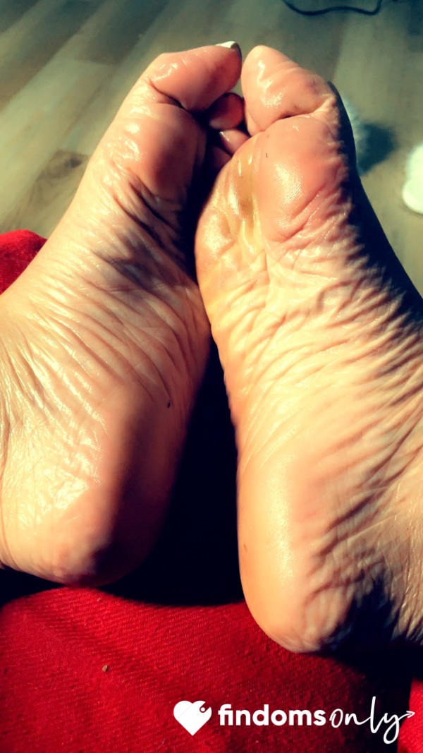 Feet Oil Worship Them