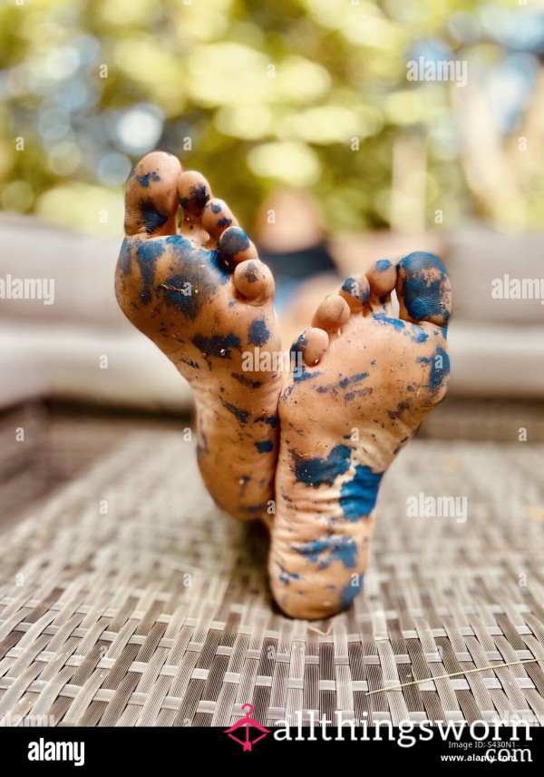 Feet Painting 😝