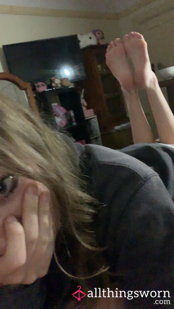 Feet Photo Set Of 3