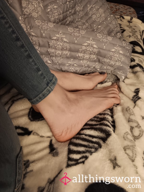 Feet Photos Misc. Poses