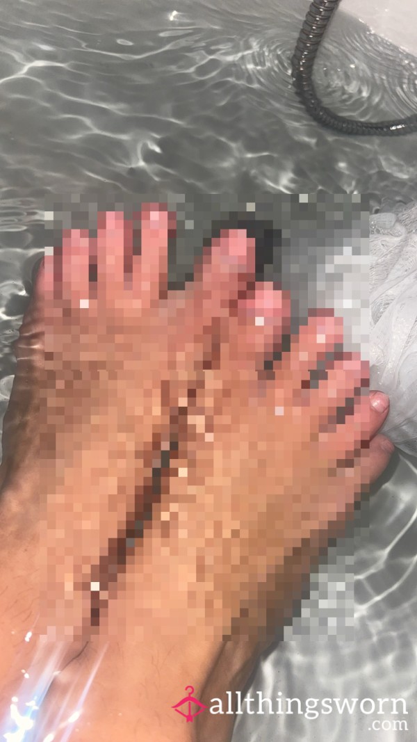 Feet Pics In The Bath