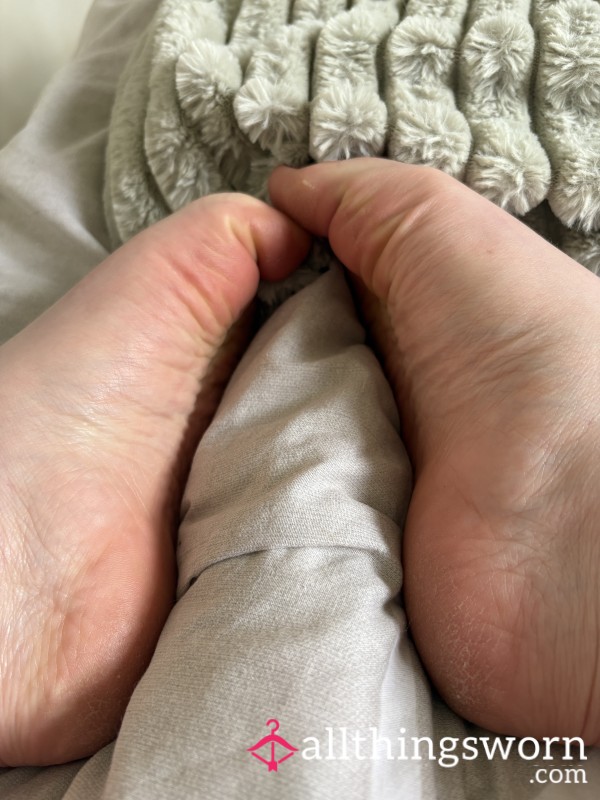 Feet Pic Bundle With NAME Written On Sole