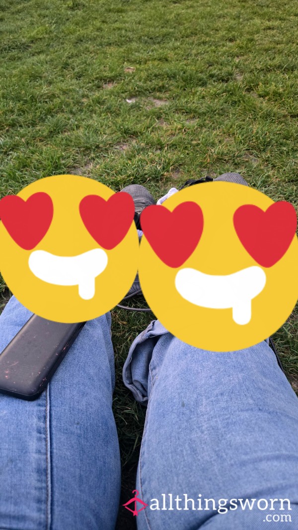 Feet Pic From The Effiel Tower