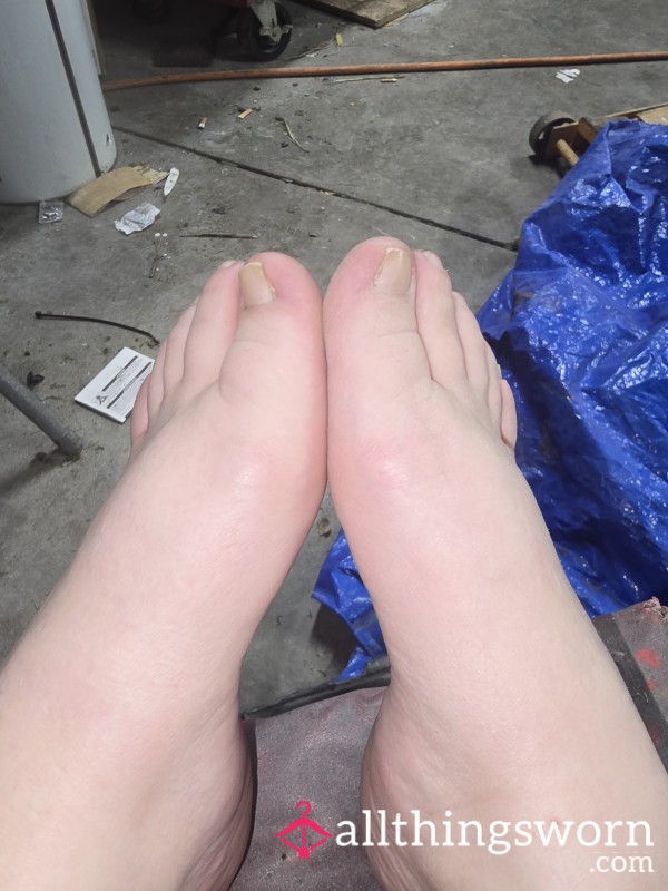 Feet Pics