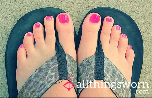 Feet Pics And Vids