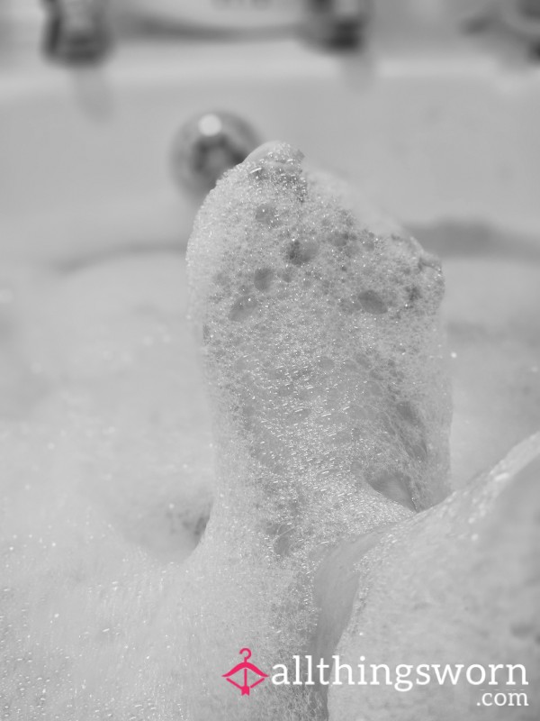 Feet Pics In Bath
