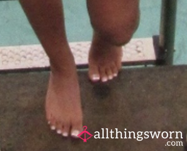 Feet Pics Or Videos !