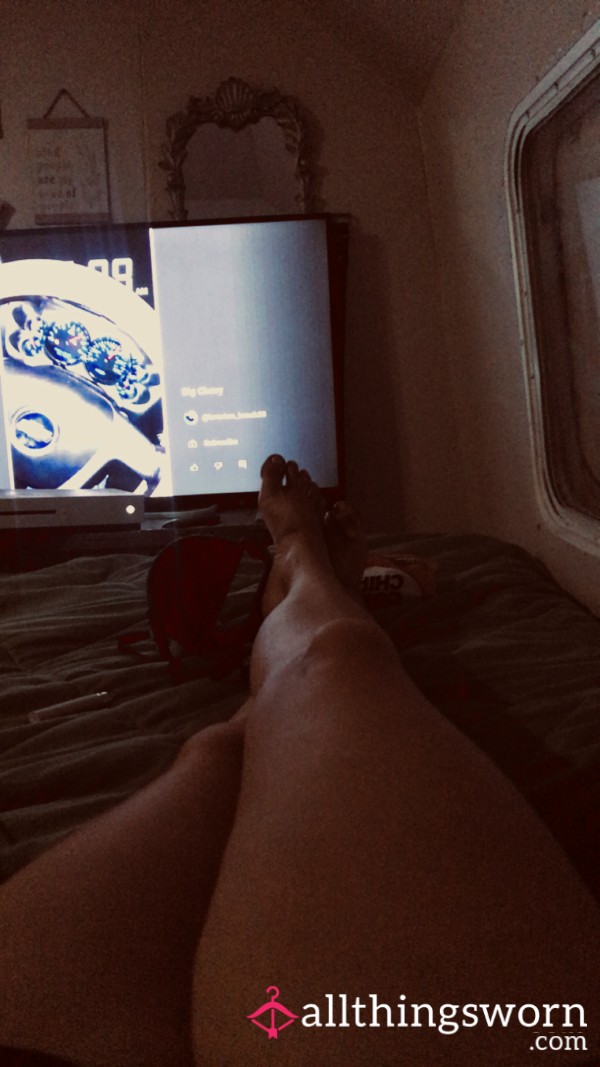 Feet Pics Tonight !!!
