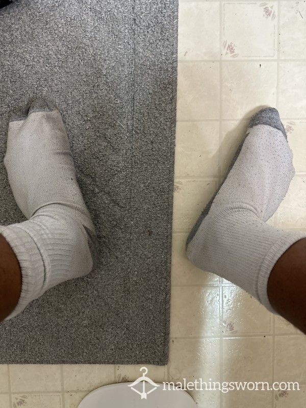 Bare Feet Picture