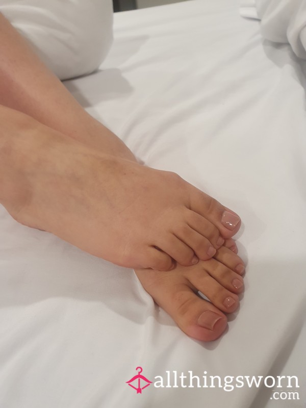 Feet Pictures