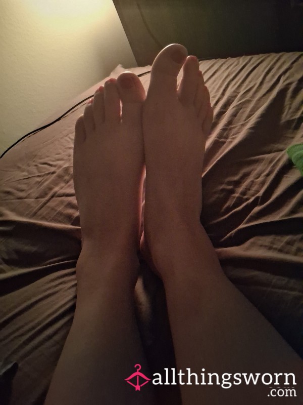 Feet Pictures