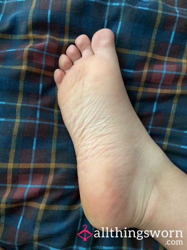 Feet Pictures