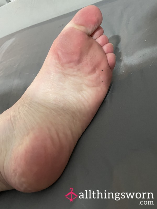 Feet Pictures